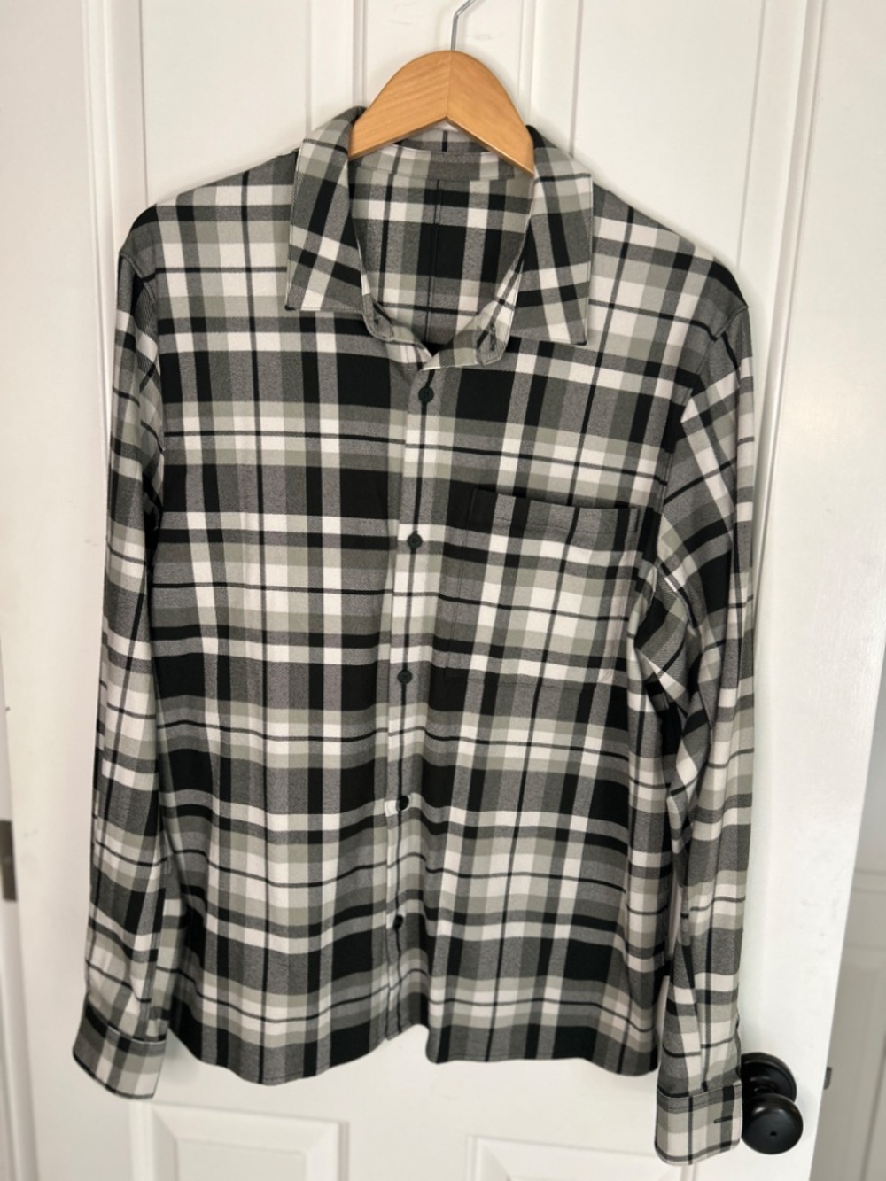Men's Lululemon Brushed Woven Overshirt - Dark Green plaid - Size Large